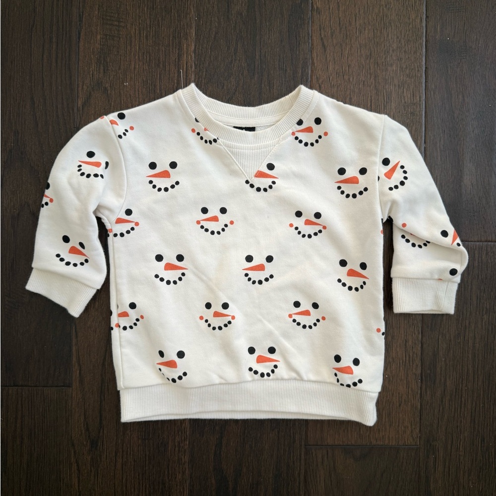 Trilogy snowman top 18-24 EUC